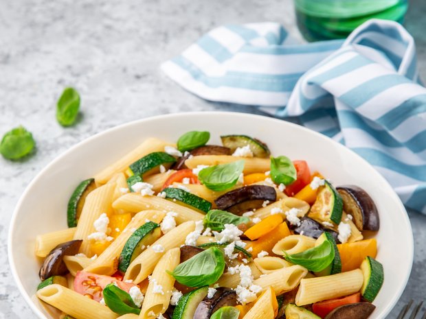 Salada de ovo com ananás