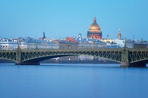 Ponte em São Petersburgo